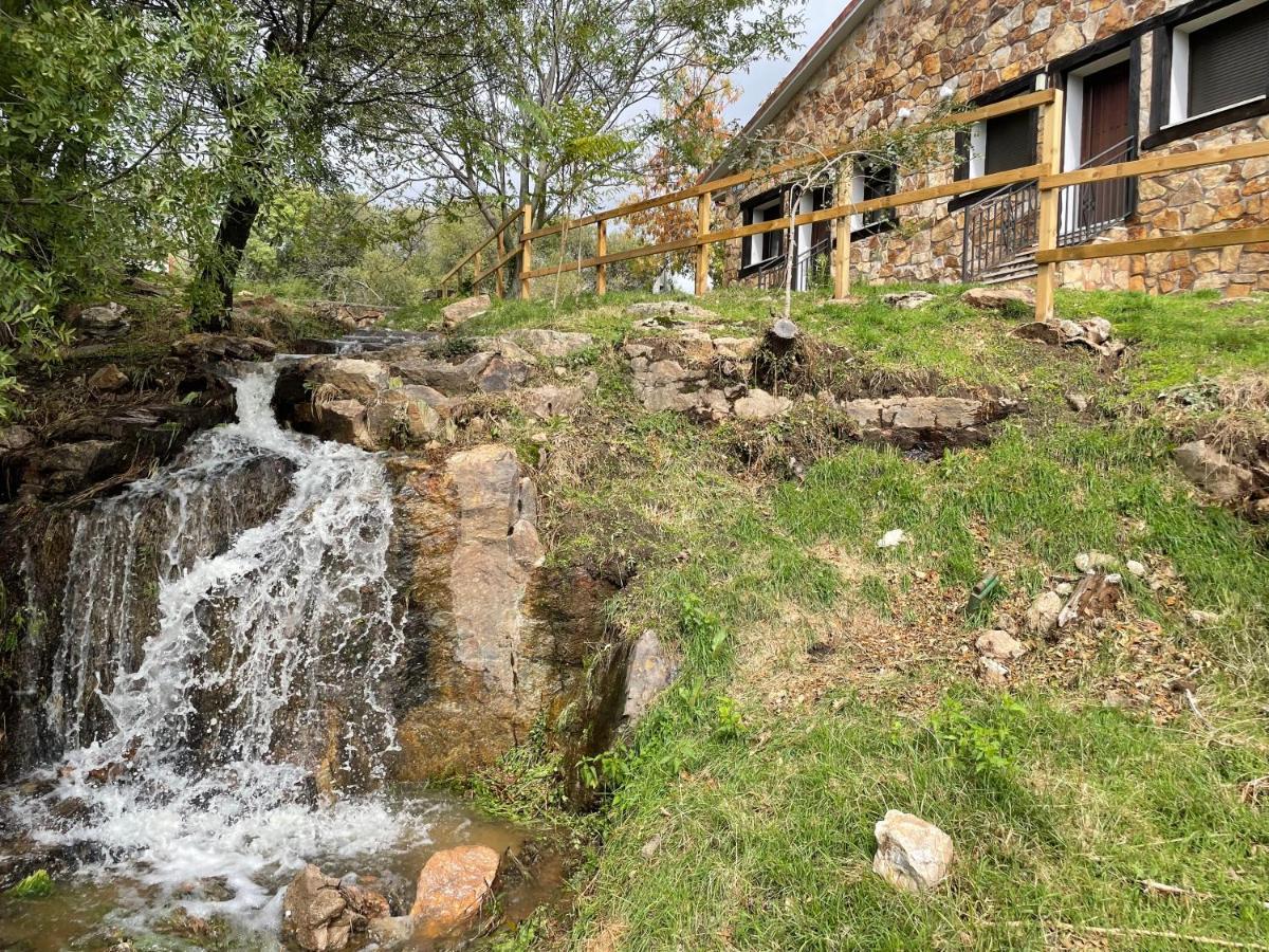 Apartamentos Los Pocillos Gargantilla del Lozoya Exterior foto