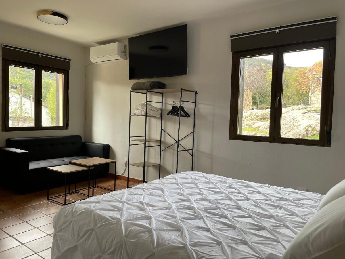Apartamentos Los Pocillos Gargantilla del Lozoya Exterior foto